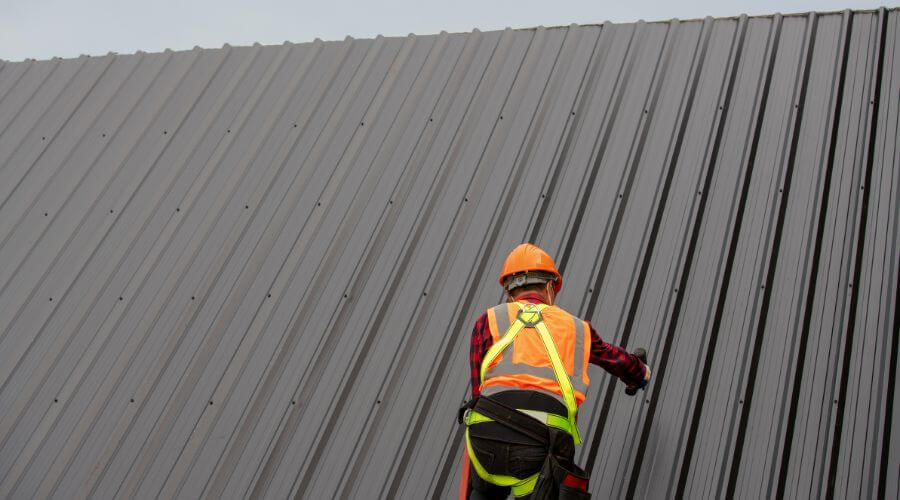Professional metal roof installation services in Cambridge, MN